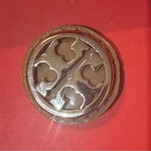💋 Tory Burch emblem for bags, shoes, cloths , jeans. Very versatile.